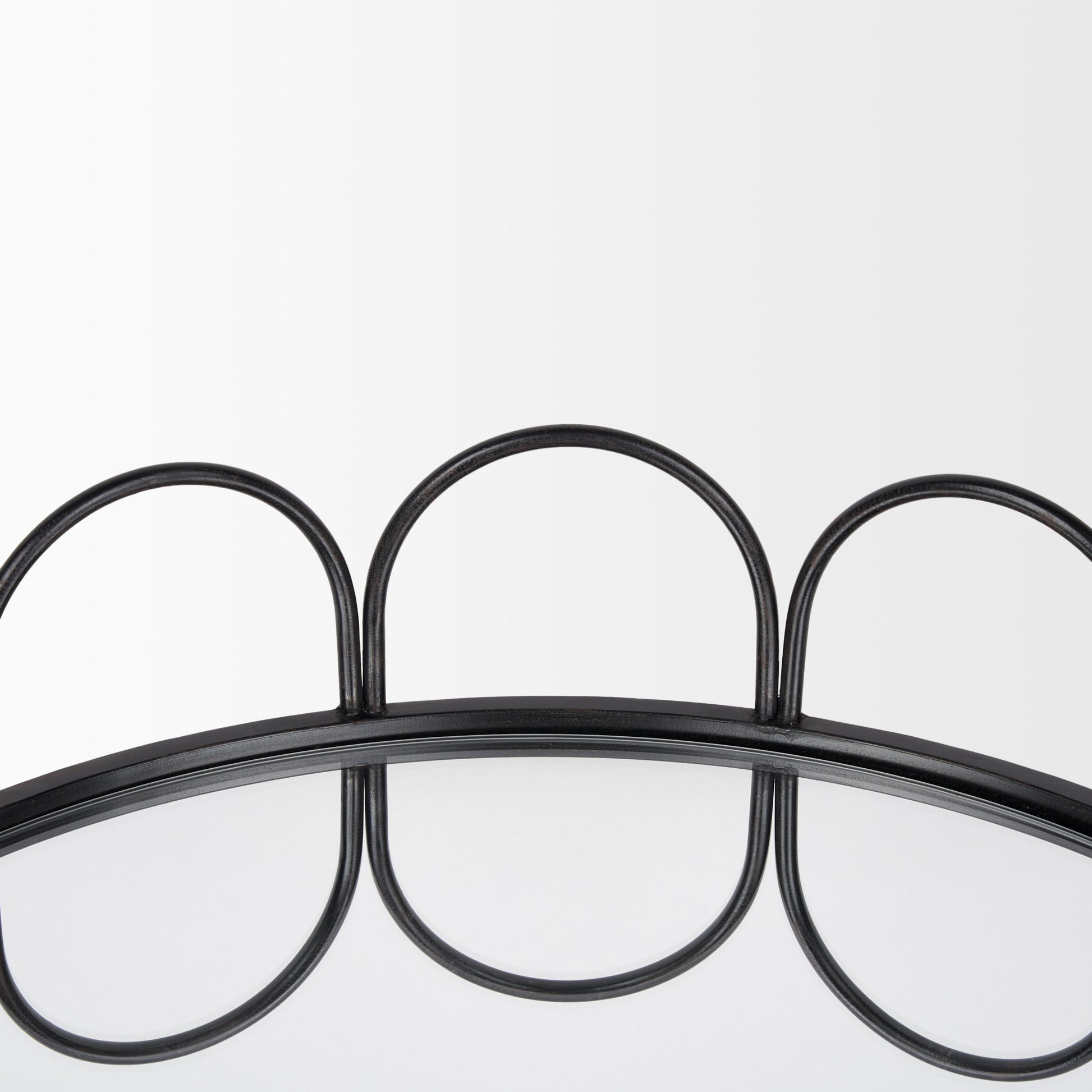 Lenore Round Metal/Mirror Tray Black (Set of 2)