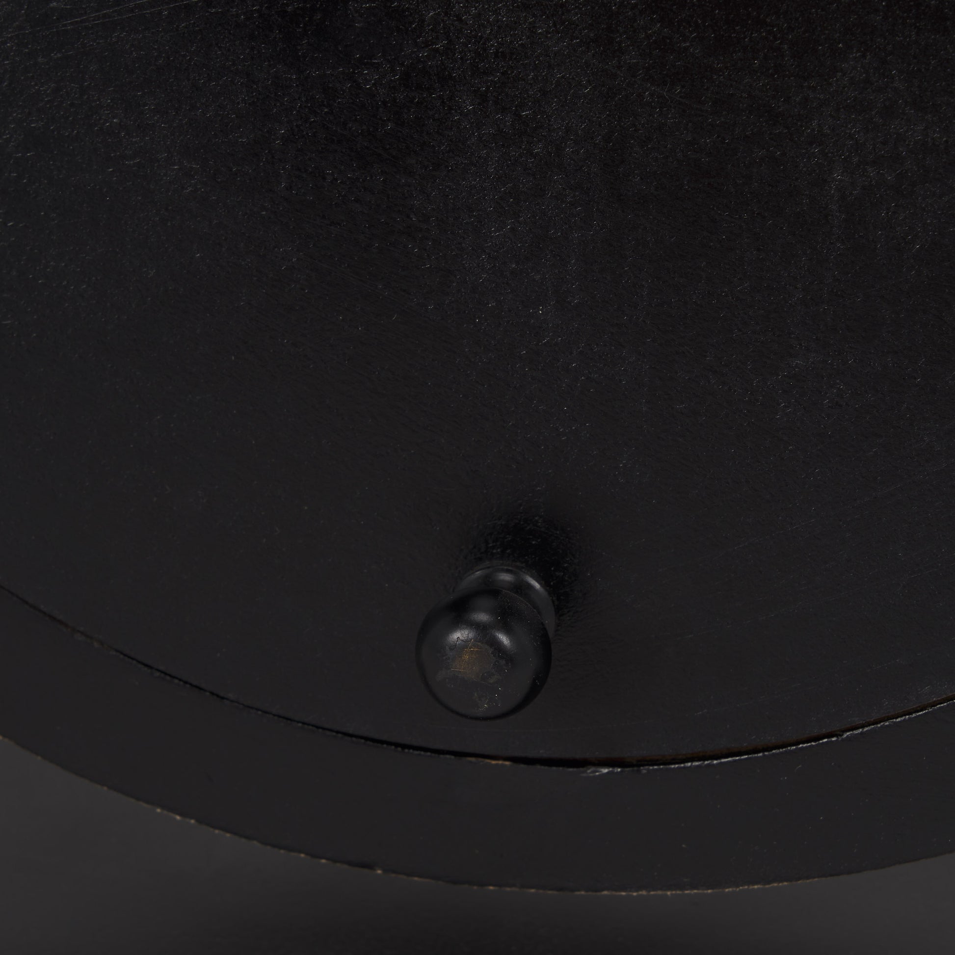 Raja Matte Black Metal w/ Wood Table Clock