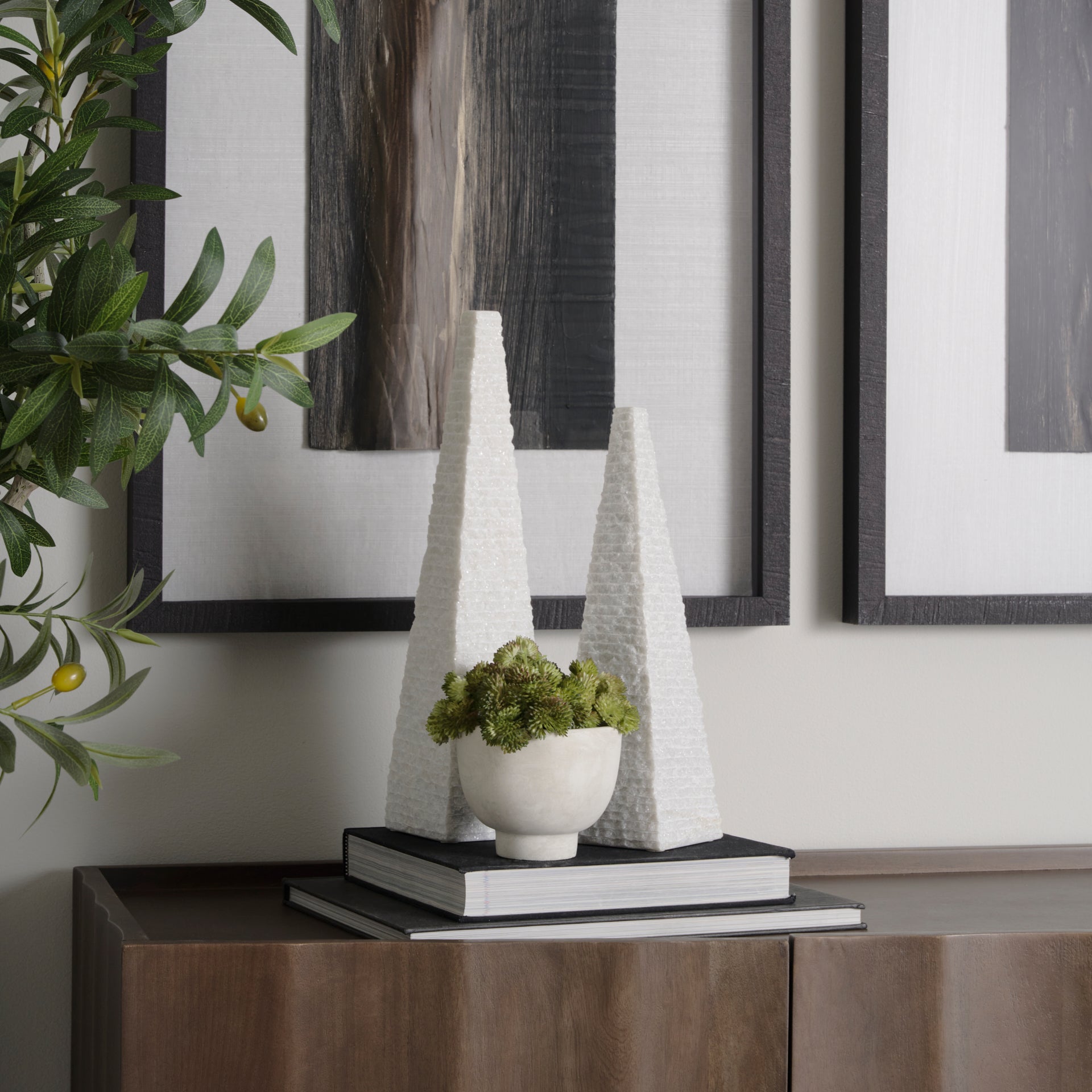 Pyramis White Rough Marble Obelisk 13"
