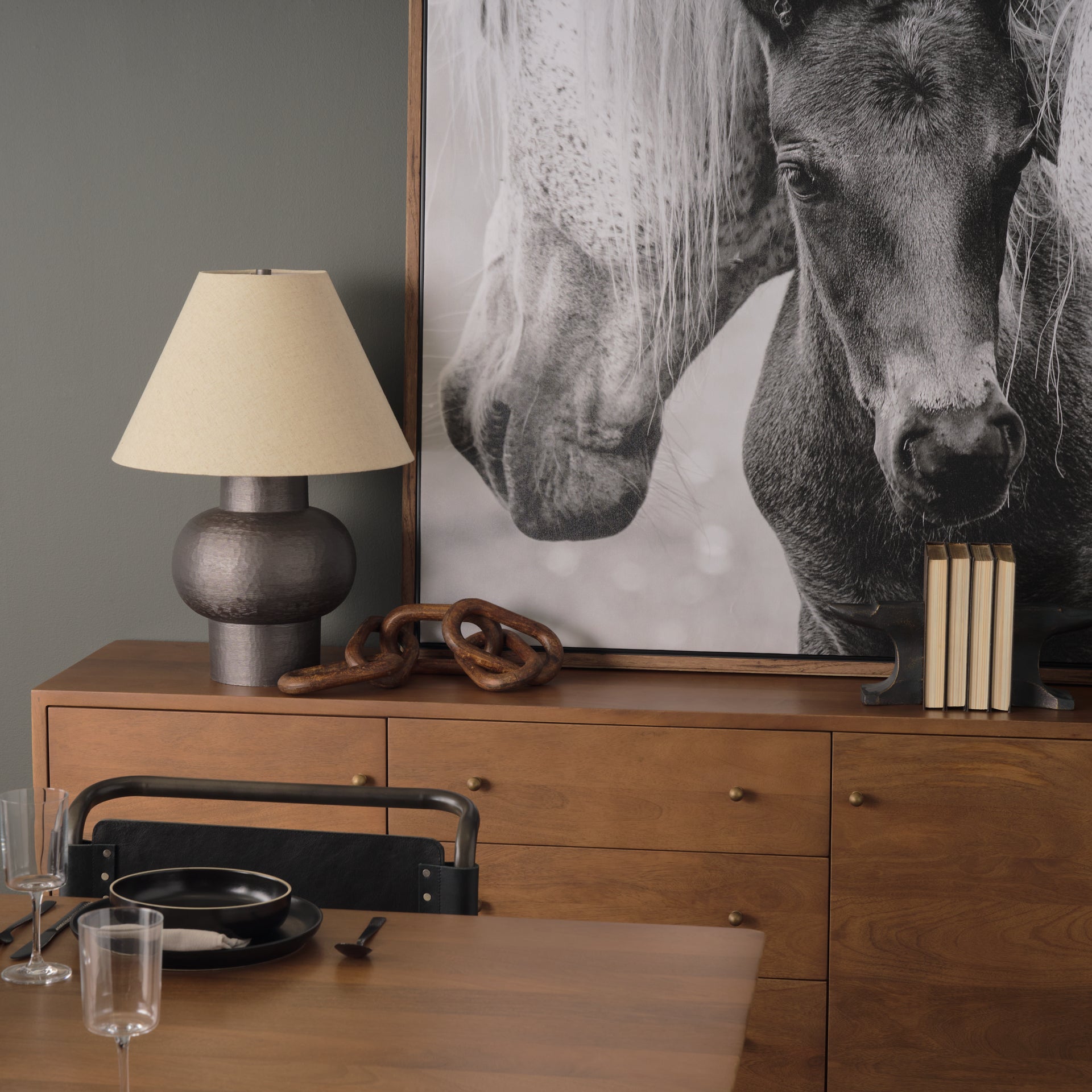 Salaah Table Lamp Black Metal | Natural Shade - table-lamps