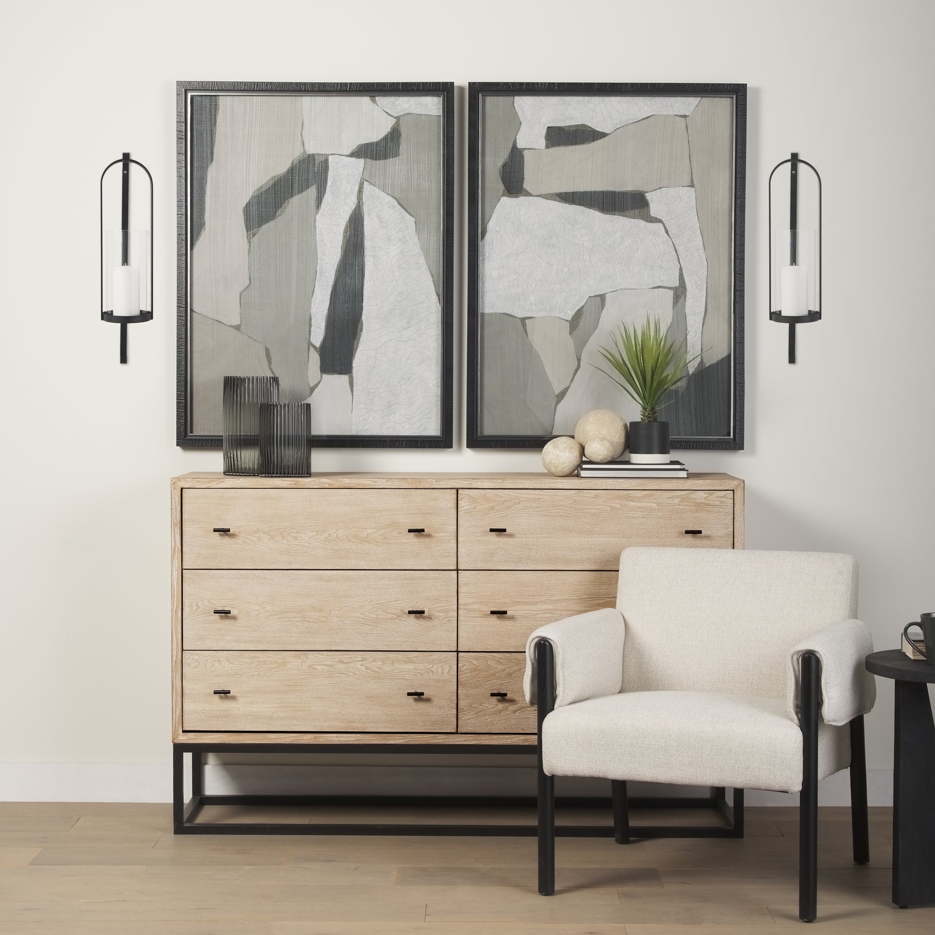 Kero 5.9L x 6.9W x 24.0H Black Metal Wall Candle Holder