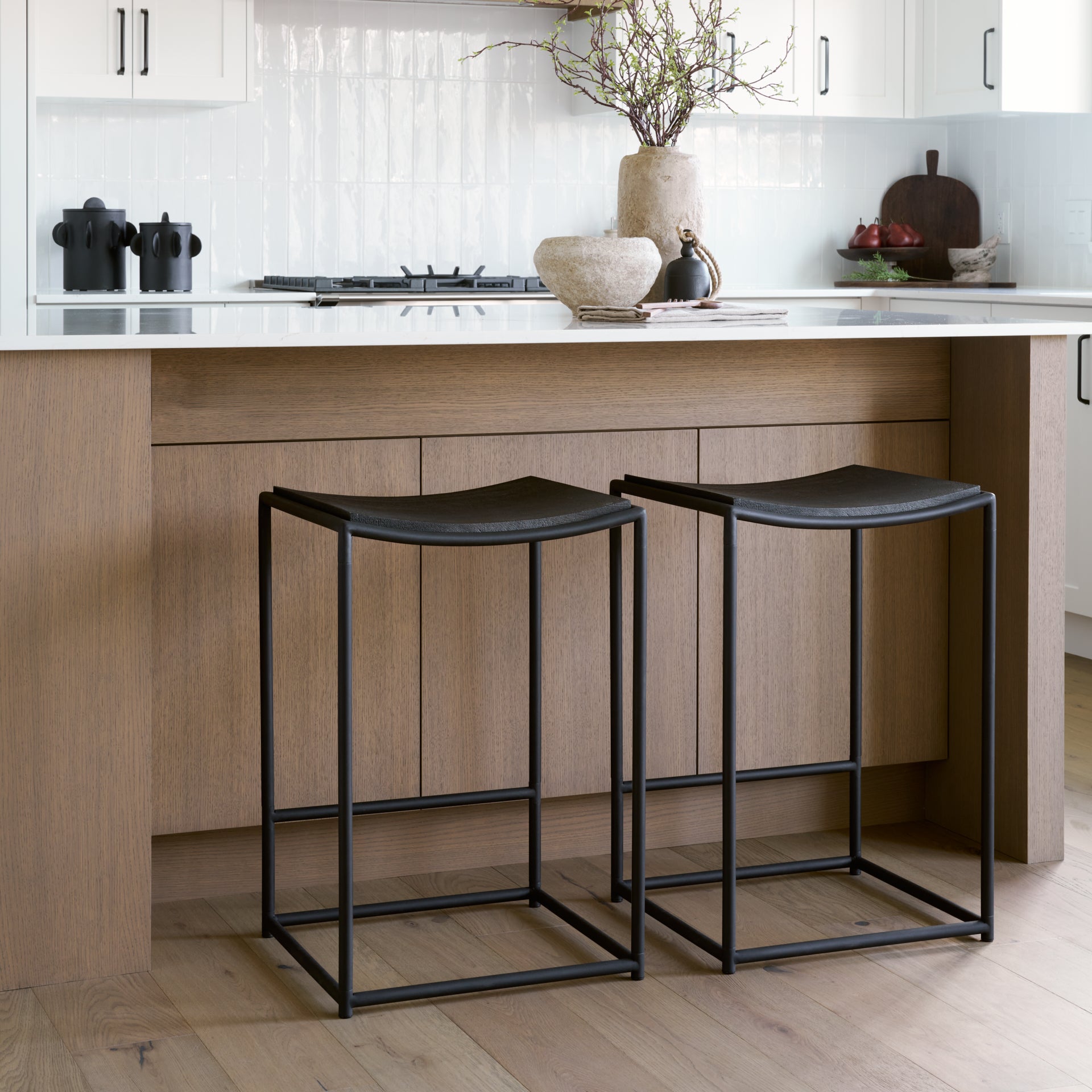 Taniel Textured Black Wood w/ Black Metal Counter Stool