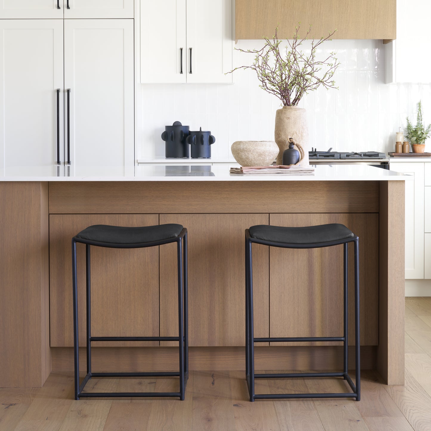 Taniel Black Leather w/ Black Metal Counter Stool