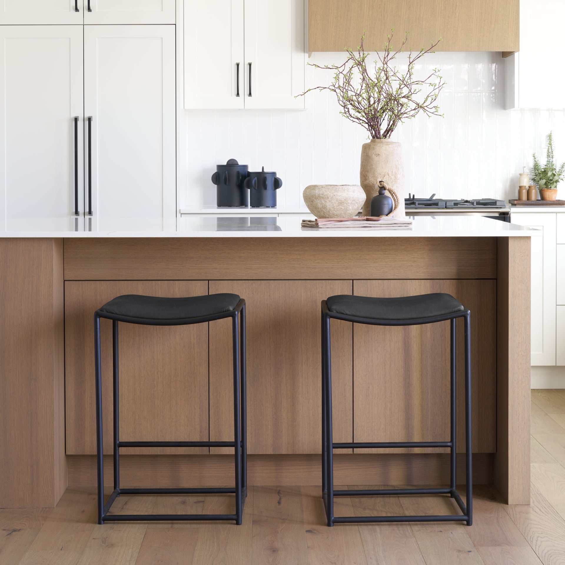 Taniel Black Leather w/ Black Metal Counter Stool