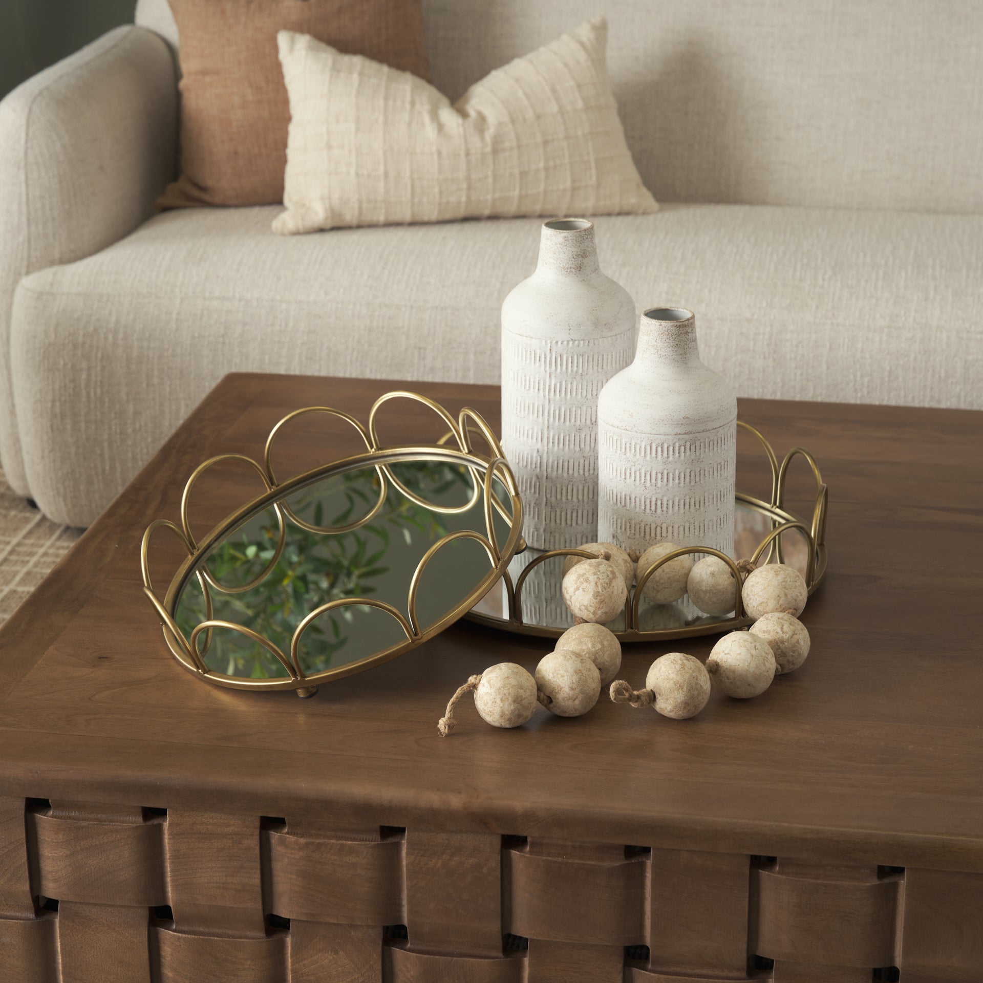 Lenore Round Metal/Mirror Tray Gold (Set of 2)