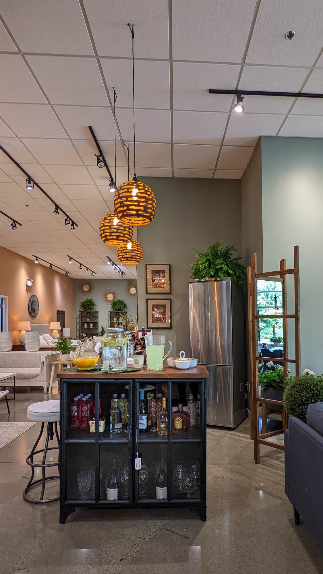 Tradition 2 Door Sideboard