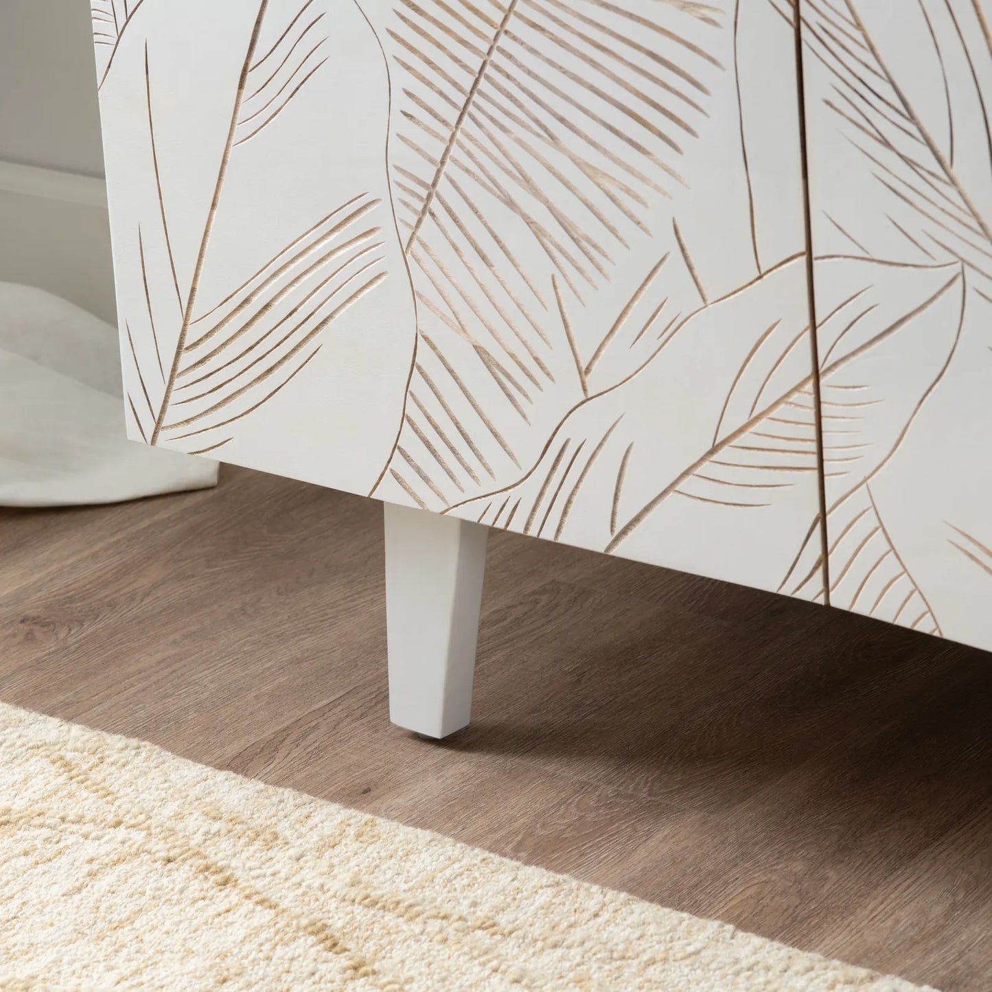 Seaside four-door Sideboard