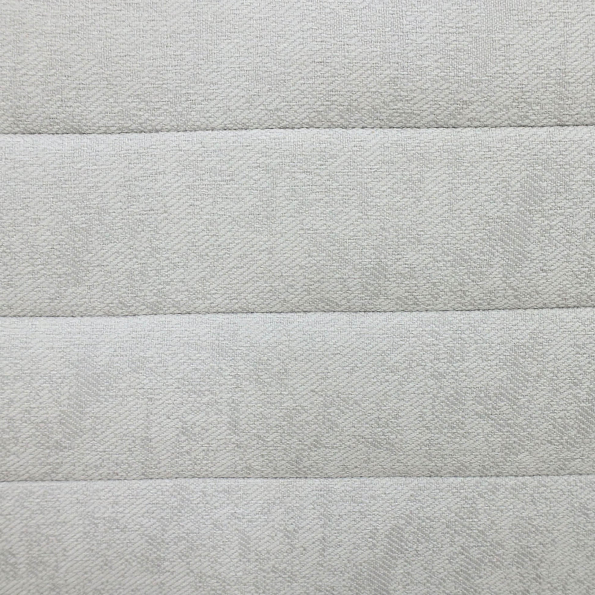 Elio Storage Bench - Platinum