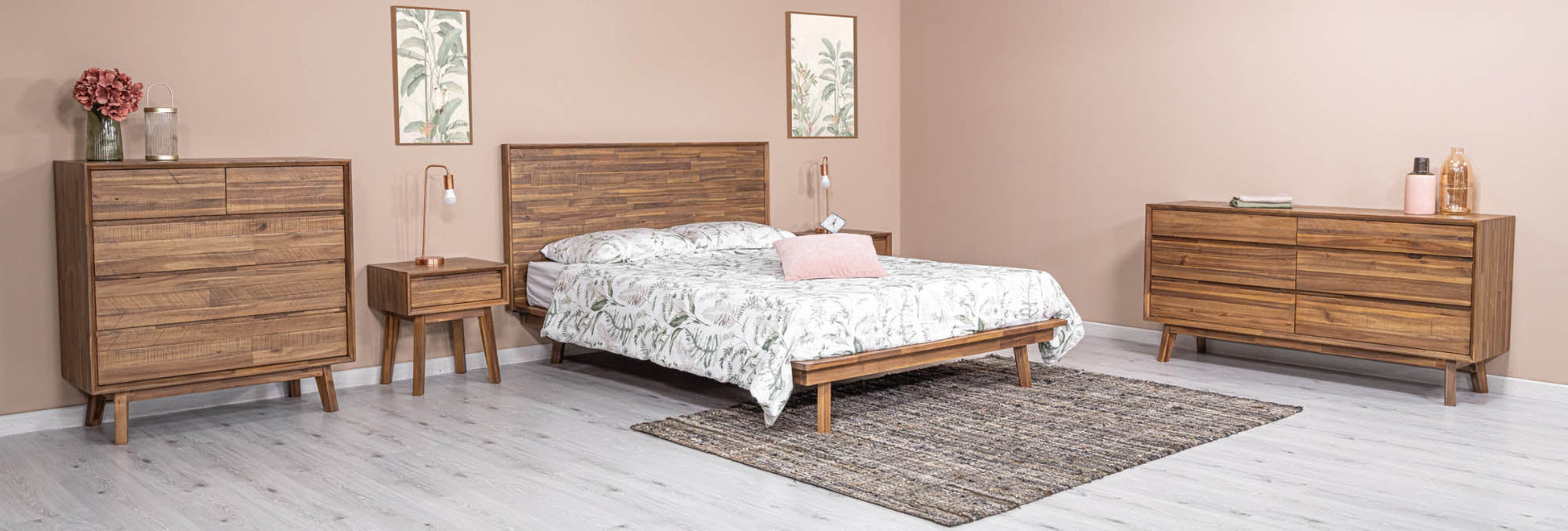 Gia Queen Bed - Warm Pecan
