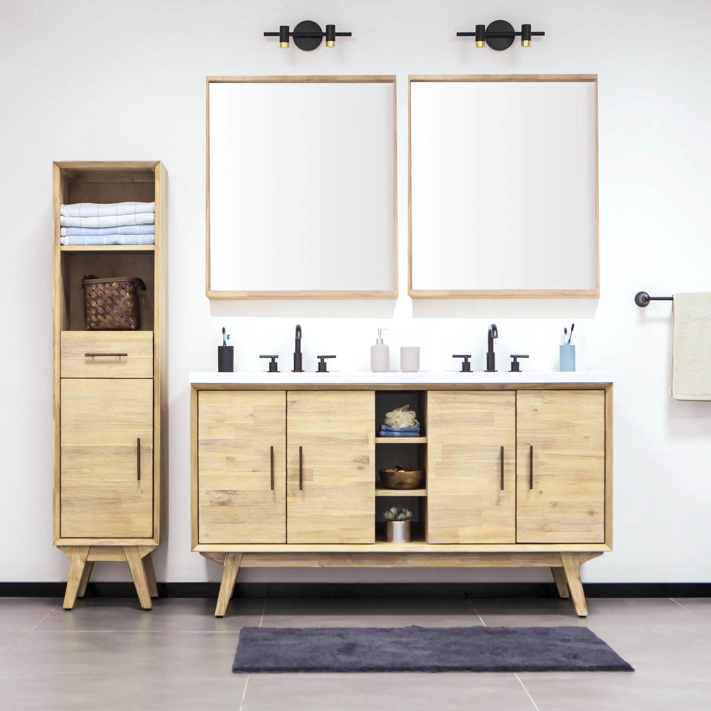 Gia Mirror W28 inch in Solid Acacia Frame