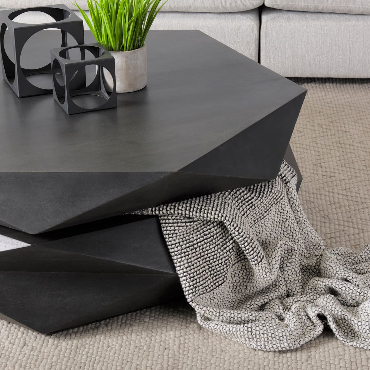 Arreto Coffee Table Black Wood - coffee-tables