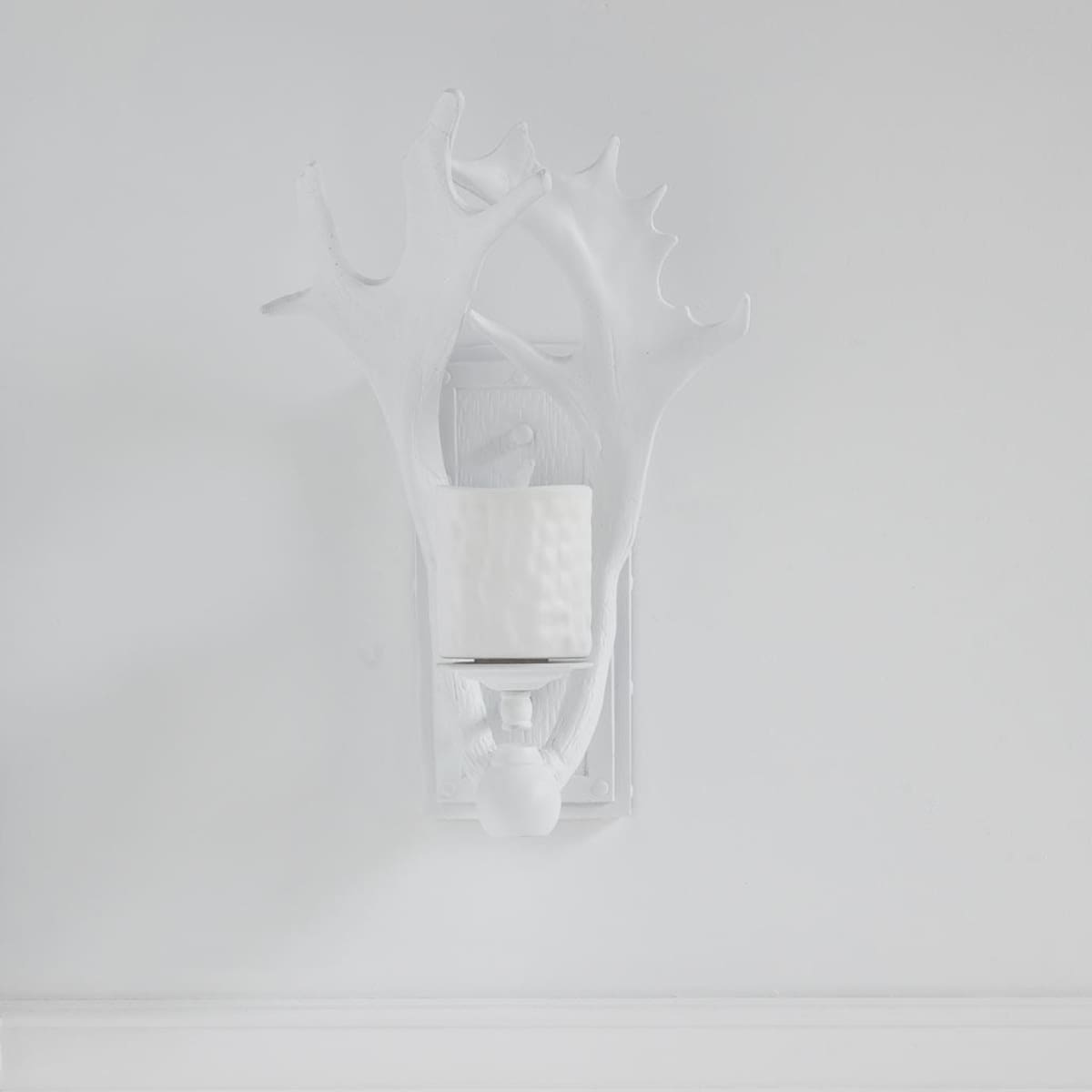 Rockland Wall Sconce White Resin - wall-fixtures