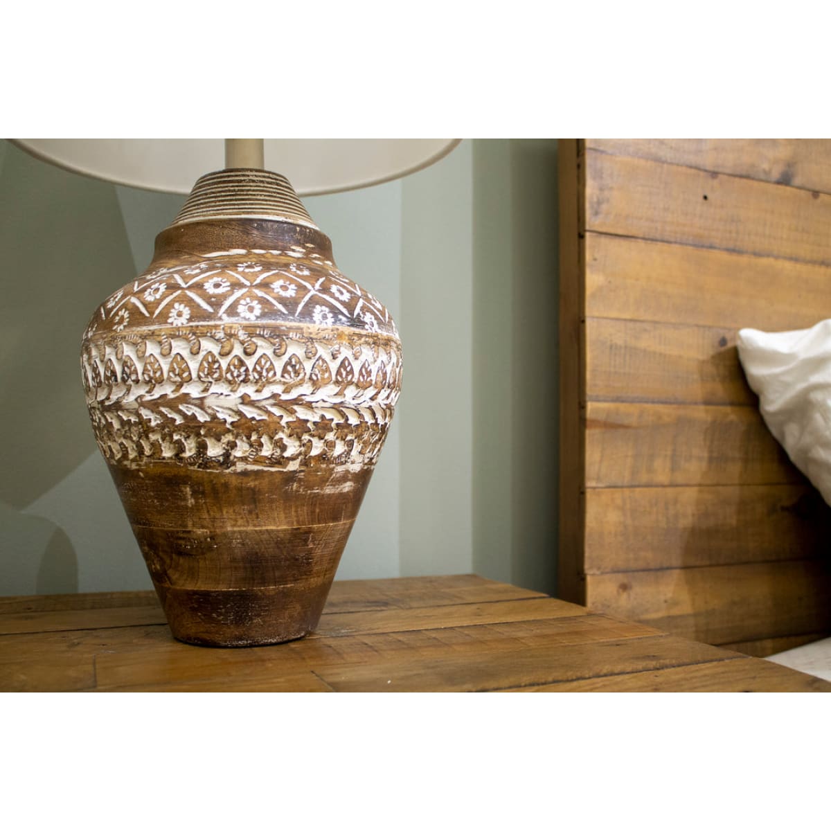 Skye Antique Lamp - lh-import-lamps