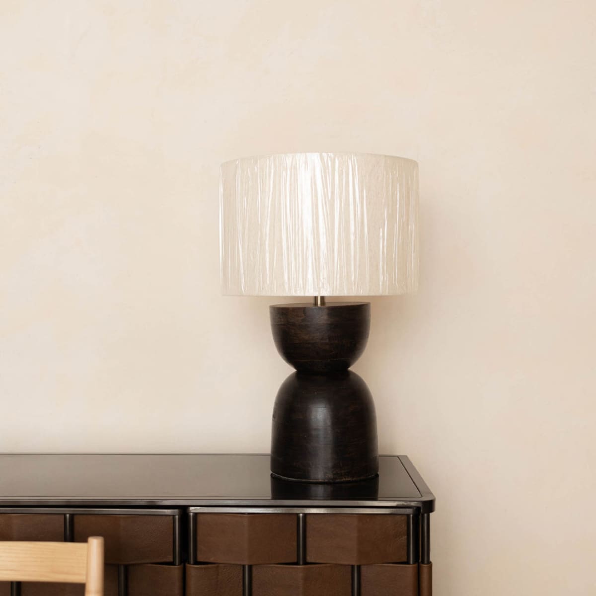 Skye Contour Lamp - lh-import-lamps