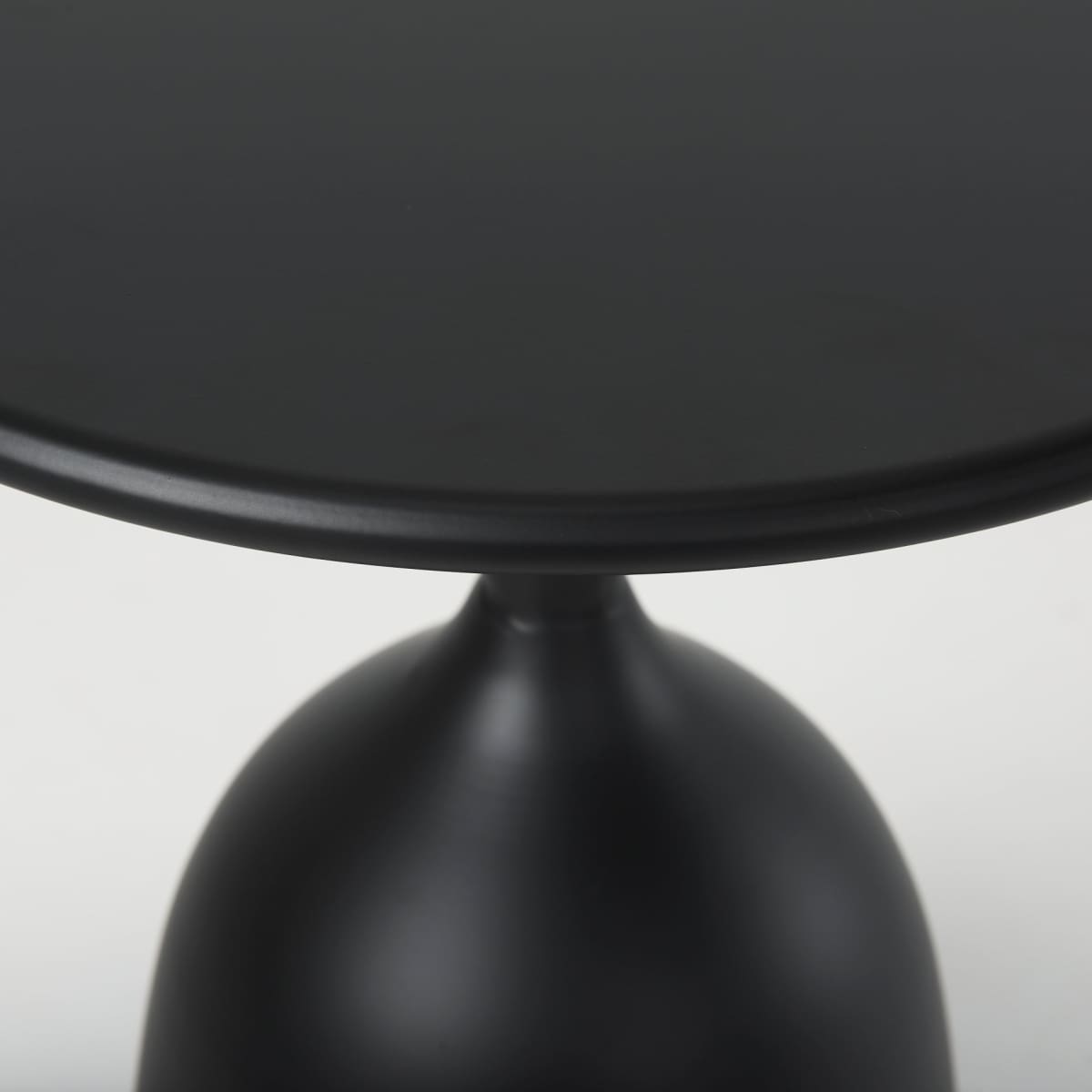 Talulla Accent Table Black Metal | 19.7H - accent-tables