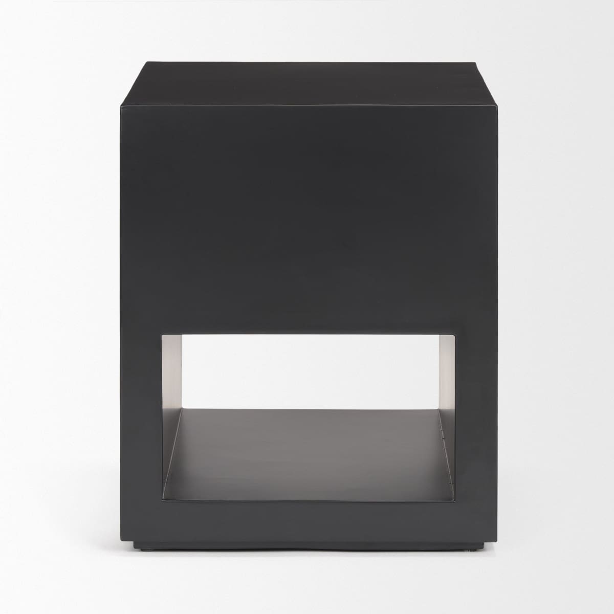 Vondra Accent Table Matte Black | Metal - accent-tables