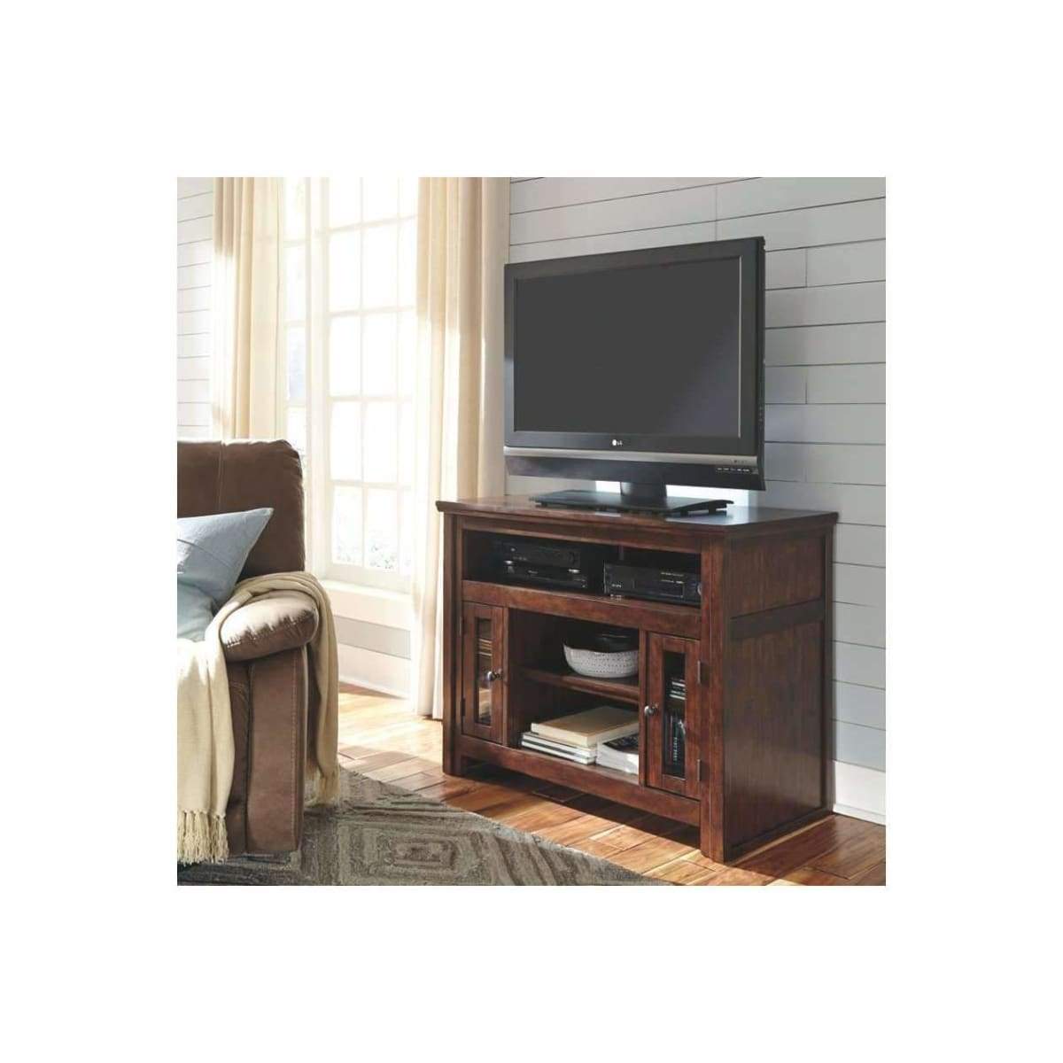 Harpan 42 TV Stand - ENTERTAINMENT CONSOLE